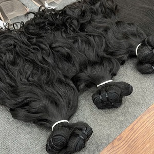Extensiones de Cabello Natural Ondulado Negro Crudo de la Mejor Calidad, Trama de Cabello Cosida a Máquina, Alta Calidad, Listas para Enviar - Product Image 3