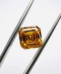 Diamante natural de corte esmeralda cuadrado, color amarillo anaranjado, de 2.03 quilates (SI), certificado por IGI - Product Image 3