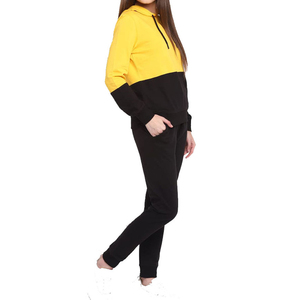 Survêtement personnalisé pour femme avec logo, survêtement tendance pour femme, survêtement pour femme au meilleur prix - Product Image 3
