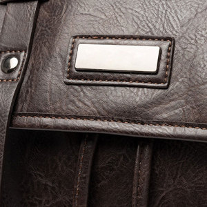 Mochilas de Cuero Genuino Personalizadas a Bajo Precio, Modernas, con Bolsillos Personalizados y Ajustables - Product Image 6
