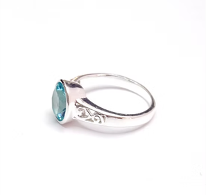 Oval Cut Blue Topaz <b>Statement</b> <b>Ring</b> Made 925 <b>Silver</b> Luxury Jewelry for Engagement & Wedding Parties - Product Image 3