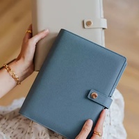 Organisateur de classeur à anneaux A5 personnalisé couverture de journal intime en cuir PU 2026 carnets de classeur de journaux pour cadeau