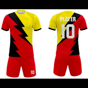 Uniforme de Fútbol Personalizado de Alta Calidad 2026, Conjunto Deportivo Impreso con Nombre y Número del Equipo, Hecho de Poliéster, Servicio OEM - Product Image 5