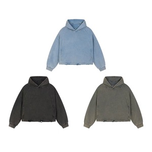 Sudadera con capucha vintage para hombre al por mayor, estilo urbano, personalizada, de algodón de 390 g/m², forro polar, con efecto desgastado, bajo cortado, lavado ácido, lisa - Product Image 4