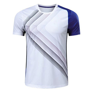 Maillot de sport personnalisé à sublimation florale rose pour hommes et femmes, à séchage rapide, respirant, à manches courtes, pour le badminton, le volley-ball, l'entraînement sportif - Product Image 4