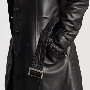 Abrigo de Cuero para Mujer Moderna con Construcción Duradera y Textura Suave para un Estilo Inspirado en las Tendencias de Moda - Product Image 6