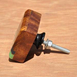 Pomo de puerta de madera con tornillo metálico, superventas al por mayor, nuevo diseño, pomo de resina superventas para puertas interiores y exteriores, artesanías. - Product Image 5