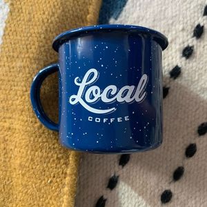 Mug en émail vert avec motif de sapin, tasse de camping minimaliste, poignée résistante à la chaleur - Product Image 5