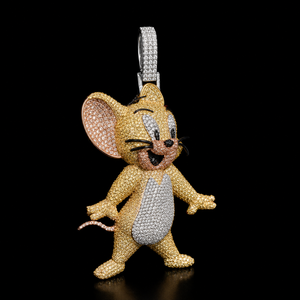 Pendentif Souris Cartoon Luxueux Plaqué Or 18K avec Micro-Incrustation de Diamants Moissanite, Breloque Thème Personnalisée, Magnifique Cadeau Unisexe - Product Image 5