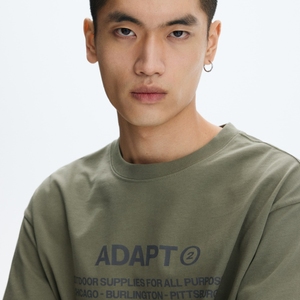 เสื้อยืดคอกลมแขนสั้นทรงปกติสำหรับผู้ชาย ผ้าฝ้าย 100% ป้องกันรอยยับ สไตล์ฮิปฮอป น้ำหนัก 320 กรัม รับสกรีนโลโก้ตามแบบ OEM - Product Image 5