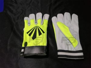 Gants de parachutisme haut de gamme avec doigts compatibles écran tactile |   Gants durables pour le parachutisme, le paramoteur, le parapente et les sports aériens - Product Image 2