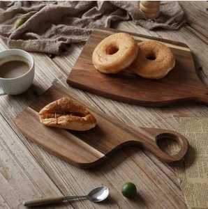 Planche à découper en bois durable avec poignée, bloc à hacher épais, planche de service rectangulaire pour la cuisine, taille personnalisée, certifiée FSC - Product Image 3