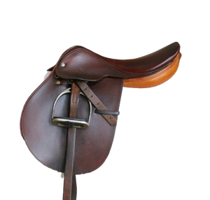 Silla de Montar Inglesa Profesional de Cuero, Hecha a Mano, Cómoda, Duradera y Segura, para Equitación - Product Image 3