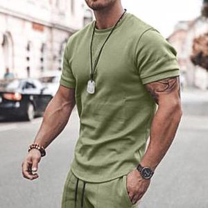 Ensemble t-shirt et short pour homme en coton vert olive, col rond, décontracté, respirant, vêtements d'été, tissu tricoté, couleur unie - Product Image 1