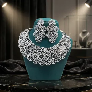 Classic Flower Shape Crystal Rhinestone <b>Necklace</b> <b>and</b> <b>Earring</b> <b>Set</b> for Women <b>Silver</b> Plated Alloy Wedding Jewelry - Product Image 5