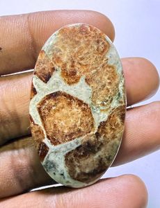 หินปูนแกรนเนตธรรมชาติเกรด AAA ขนาดสั่งทำได้ พลอยเม็ดเดี่ยวคุณภาพสูง 100% สำหรับการทำเครื่องประดับที่มีเอกลักษณ์ - Product Image 3