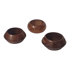 Offre Spéciale anneaux de serviette en bois de manguier en forme d'hexagone uniques porte-papier de soie personnalisable avec un design sculpté à la main - Product Image 3