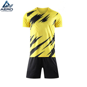 Nuevo Uniforme de Fútbol para Hombre, Diseño Personalizado de la Mejor Calidad para Entrenamiento y Servicio OEM ODM, Ropa Deportiva - Product Image 2