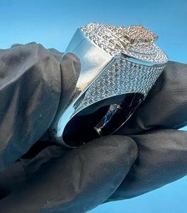 Anillos de hombre de moissanita estilo Hip Hop de plata 925 con certificación IGI, engaste de garras, personalizados en 3D con letras, para compromiso, aniversario y fiesta - Product Image 4