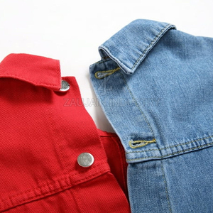 Chaqueta de mezclilla ligera de diseño personalizado para hombre, con efecto tie-dye, elegante, con botones al frente, informal, para uso diario. - Product Image 4