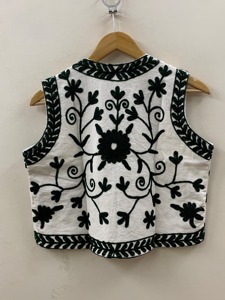 <b>Floral</b> Embroidered Cotton <b>Vest</b> V-Neck Sleeveless Prairie Chic Style Handmade Women's Spring <b>Top</b> White Black Design - Product Image 3