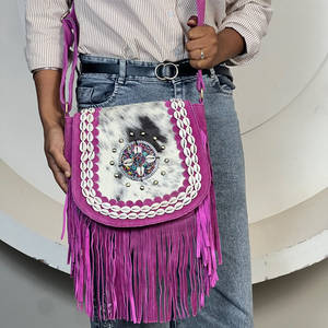 Bolso Bandolera de Piel Vacuna con Flecos, Lujoso y a la Moda, para Mujer, de Alta Calidad, en Gamuza Rosa Genuina - Product Image 2