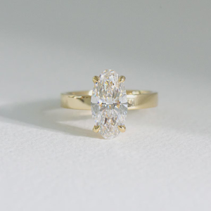 Anillo de Compromiso con Diamante Cultivado en Laboratorio de 1 Ct, Corte Ovalado, Claridad VS1, Color F, Oro Amarillo de 10k, Joyería Unisex, Certificado IGI - Product Image 1