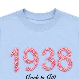 1938 เสื้อยืดสีฟ้าสำหรับผู้หญิง แขนพองประดับมุกสีชมพู ผ้าฝ้ายเนื้อนุ่ม คอกลม เสื้อแฟชั่นลำลอง ประดับตกแต่งอย่างหรูหรา ใส่ได้ทุกวัน - Product Image 3
