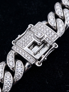 RCK Global Cadena Cubana Miami de 20mm con Moissanita Iced Out, Joyería Hip Hop, Collar de Plata 925 para Hombre - Product Image 3
