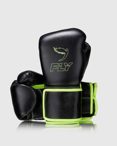 ถุงมือชกมวยสำหรับฝึกซ้อม รุ่น Professional Pro Fighting Fly สีดำ หนังวัวแท้ สายรัดข้อมือปรับได้ รุ่น AI-BG-521 - Product Image 1