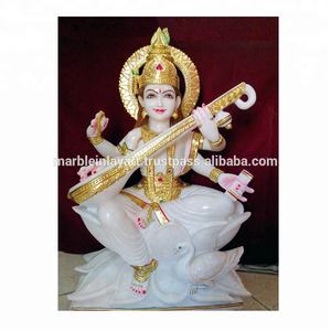 Statue de la déesse Saraswati en marbre blanc, faite à la main, assise sur un lotus, pour le culte, les temples et la décoration intérieure, vente en gros. - Product Image 3