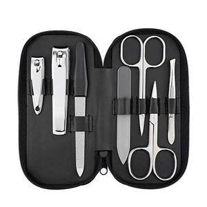 Kit de manucure en acier inoxydable 5 en 1 avec coupe-ongles, ciseaux, lime, étui portable, style classique pour adultes - Product Image 1