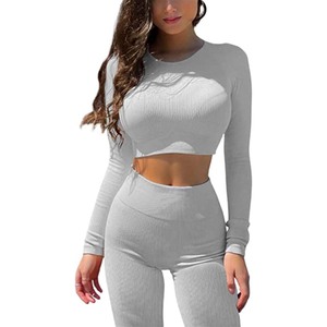 Ensemble de fitness uni pour femmes, haut court en tricot sans couture avec short taille haute, vêtements de sport OEM - Product Image 3