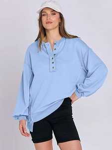 Sweat-shirt à capuche oversize à manches longues pour femme avec logo imprimé personnalisé sur le devant, idéal pour le streetwear, les loisirs et le quotidien - Product Image 3