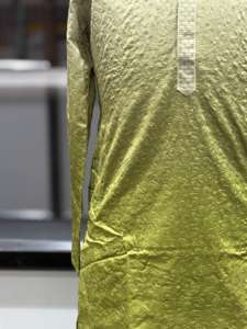 Kurta de Lujo de Alta Calidad con Detalles de Lentejuelas y Bordado Zari para Hombre, Ideal para Bodas, Disponible a Precio de Fábrica - Product Image 4