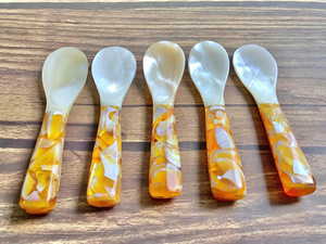 Cuchara de Nácar Auténtica Hecha a Mano, Herramienta Decorativa para Caviar, Suministro al por Mayor para Distribución en el Mercado Internacional - Product Image 3