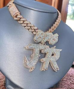 จี้ห้อยคอฮิปฮอปเงินแท้ 925 ประดับเพชรโมอิสซาไนต์ทรงกลมเจียระไนแบบบริลเลียนท์ สลักอักษรย่อตามสั่ง ของขวัญสำหรับผู้ชายและผู้หญิง - Product Image 3