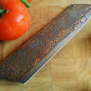 Cuchillo de Cocina Artesanal de Cobre con Patrón Damasco para Exteriores, con Agarre Cómodo para Senderismo y Cocina al Aire Libre - Product Image 2