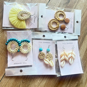 Pendientes Boho de Bambú Hechos a Mano en Vietnam, Fibra Natural Ecológica, Accesorios Ligeros - Product Image 1