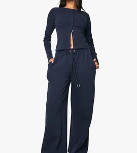 Conjunto Deportivo para Mujer, Chaqueta con Cuello y Pantalones de Pierna Recta, Logotipo Personalizado, Fabricante Mayorista, Chándal con Ribetes - Product Image 1