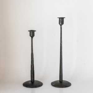 Candelabro de hierro forjado a mano con encanto rústico, ideal para decoración del hogar, mesas, bodas, eventos, regalos y exhibiciones festivas. - Product Image 4