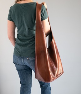 Soft Black <b>White</b> Genuine Leather Waterproof Insulated Hobo <b>Bag</b> Zipper Closure Polyester for Travel Daily Use Leather Hobo <b>Bags</b> - Product Image 6