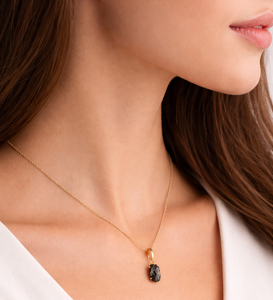 Collar con Colgante de Diamante Natural en Bruto de Primera Calidad, Oro Sólido de 14K/18K, Engaste de Garras Hecho a Mano, Joyería Minimalista con Diamantes Hechos a Mano - Product Image 4