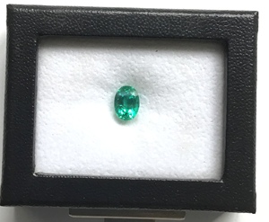 3.25 Carats Natural Green Zambian Emerald Oval Cut <b>Stone</b> For Fine Jewelry Making Gemstone - Product Image 3