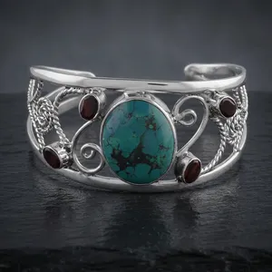 Bracelet manchette en argent sterling 925 avec turquoise et accents de grenat, motif volute orné, bijou statement pour femme - Product Image 4