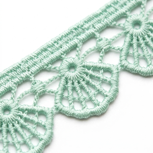 Encaje Guipur Ecológico de 10 mm Color Verde Menta, Directo de Fábrica, para Vestidos de Bebé, Adornos de Ropa, Manualidades y Costura Decorativa - Product Image 1