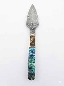 Cuchillo de té tradicional de madera con hoja de acero damasco y mango con anillo dorado - Product Image 5