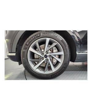 Genesis GV80 2.5T 2024, Gasolina, 2WD, con Caja de Cambios Automática, Asientos de Cuero, Cámara Trasera, 27,901 km, Volante a la Izquierda - Product Image 5