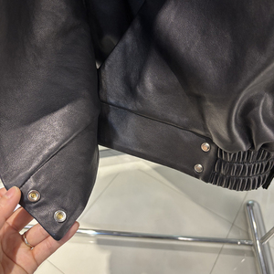 Women's PU <b>Leather</b> Motorcycle Jacket Solid Color Drop Shoulder Full Sleeve <b>Short</b> Length Winter Style Zipper Closure Stand Collar - Product Image 3