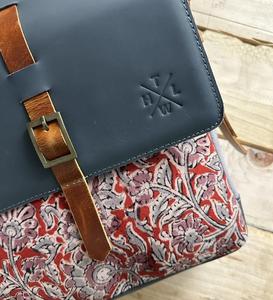 Genuine Leather Crossbody Bag Patterned Flap Shoulder Laptop BagLarge Capacity Lightweight Handbag for Travel Daily Use - Product Image 3